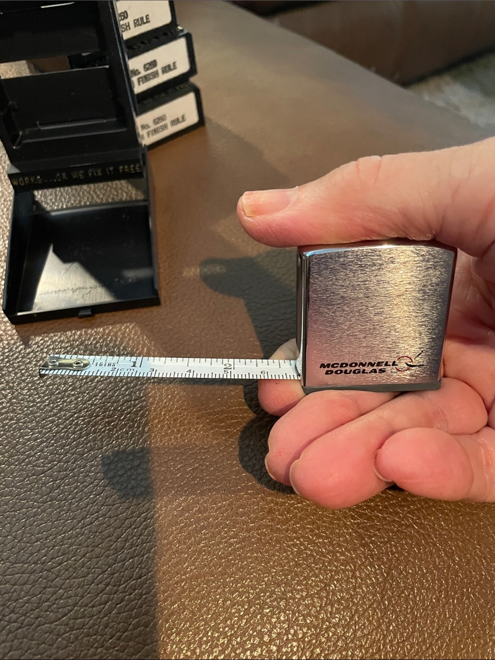 Zippo McDonnell Douglas Brushed Silver 50” tape measure. McDonnell Douglas 1950s - Picture 3 of 5